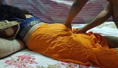 Bengali Bhabi Enjoyed Oil Massage