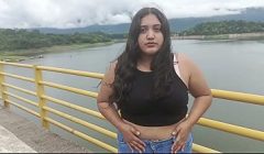 Chica abandonada por su novio es auxliada y follada por un extraño