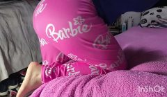 Señora de grandes tetas me pide que la penetre por detrás