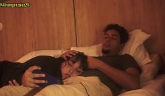 Tengo sueño hermanastro, dejame acostarme en tus piernas, pero no metas tu pene en mi boca por favor!!